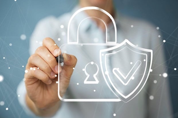 Dell's PowerEdge servers implemented a seven-pillar approach to meet the U.S. Department of Defense standards for Zero Trust. This ensures thorough verification of every aspect of your IT environment.