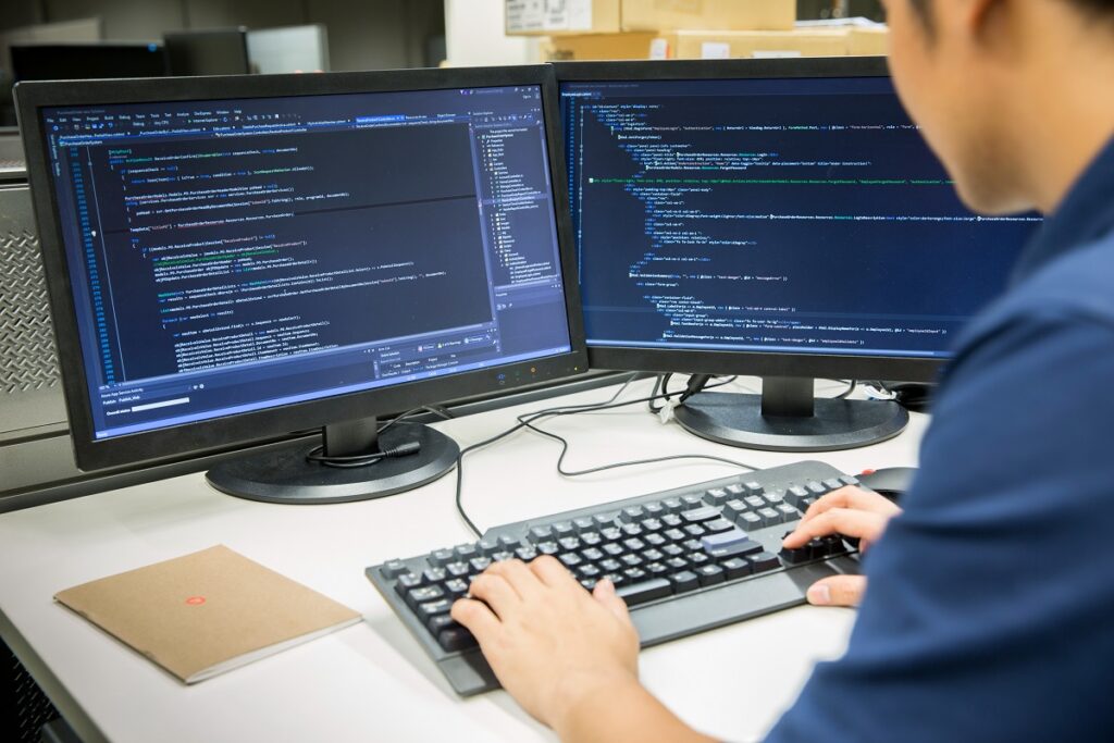 Identify how the WEI Technical Apprenticeship For Diverse Candidates service has revolutionized talent development within the insurance industry.