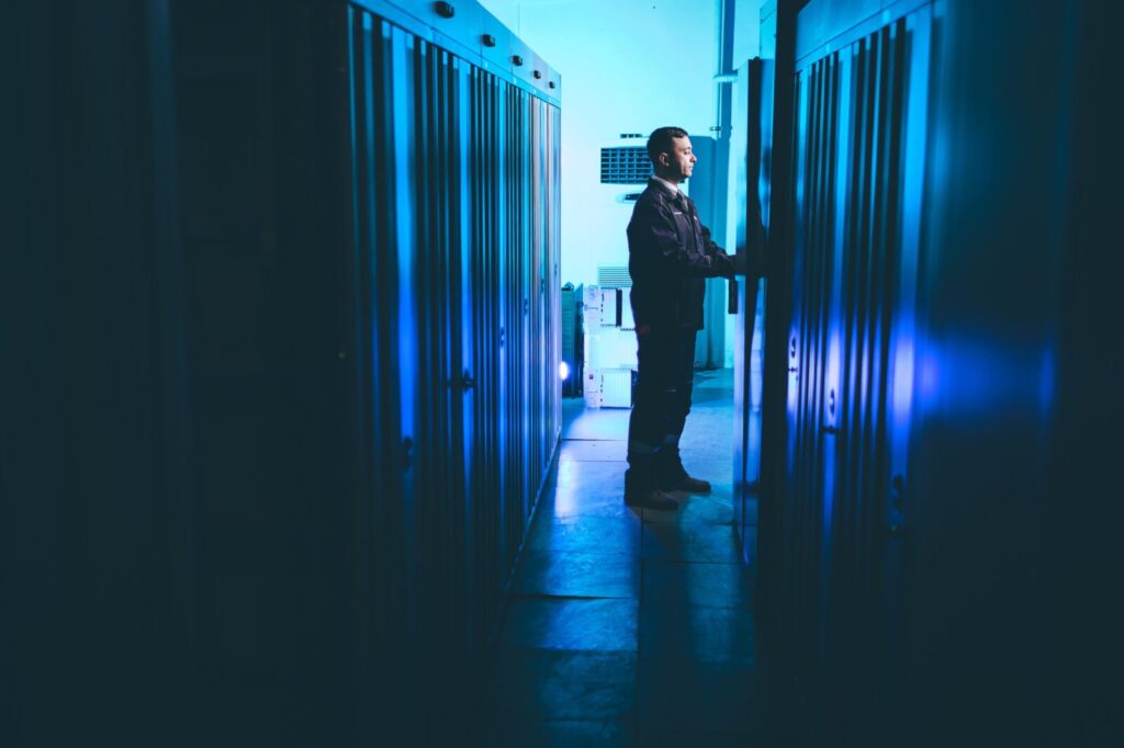 Achieve ransomware resiliency and security with Nutanix Data Lens, a software-as-a-service solution that provides analytics and visibility for unified storage.