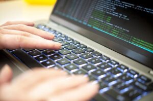 Why Hybrid IT Security is Broken, And How HPE GreenLake Fixes It with Zero Trust