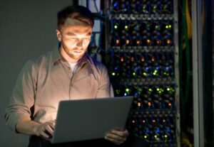 HPE Alletra Storage MP X10000 for disaggregated storage modernization and cloud-native storage solutions.