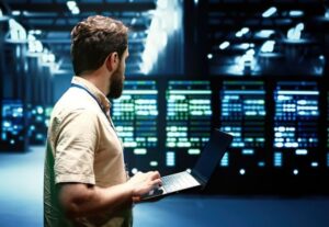 Dell PowerEdge servers deliver AI-ready performance and cooling strategies to help you build an energy-efficient data center.
