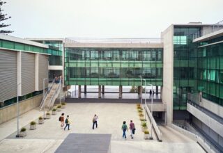 Explore campus network security & NGFW solutions. Learn campus network design & Fortinet campus design best practices for IT.