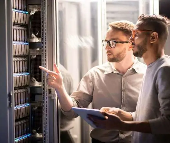 Explore Cisco Catalyst 9300 Meraki integration with Meraki-managed and Cloud-managed Catalyst switches to boost your campus network and simplify migration.