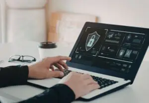 Learn how a next-generation firewall supports hybrid cloud firewall strategy and multi-cloud security to protect data.